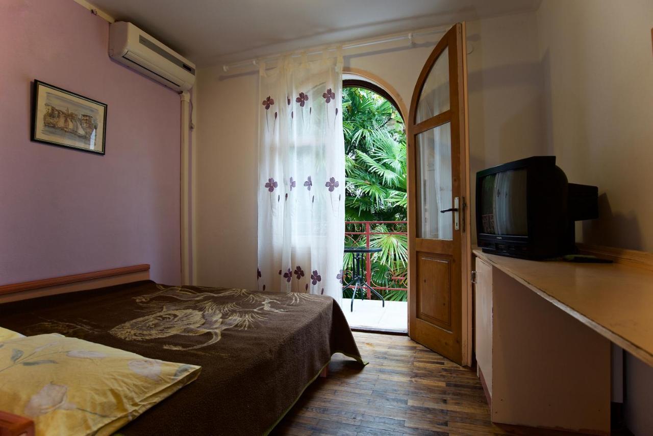 Romantic Room With Balcony Lovran Exterior photo